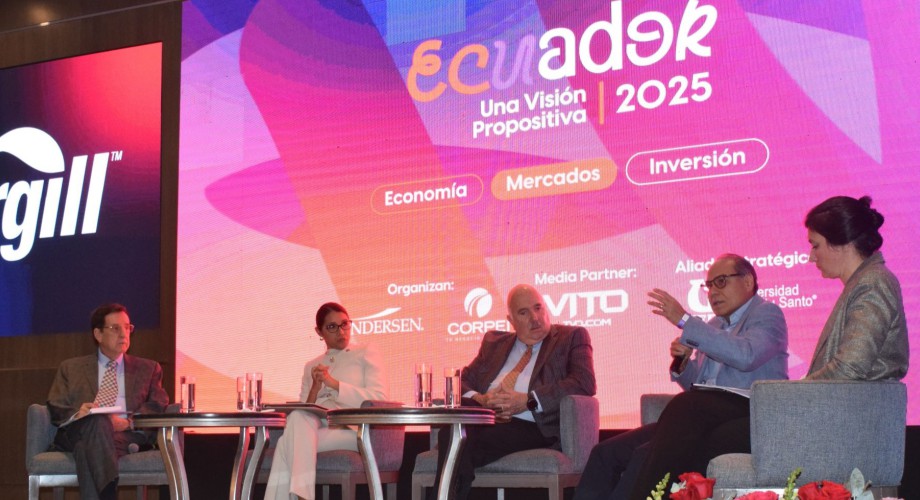Vicente Wong compartió su experiencia empresarial durante foro ECUADOR 2025: Una Visión Propositiva