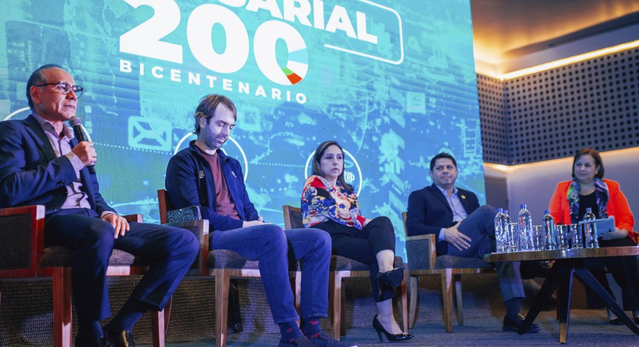Nuestro CEO compartió su visión de liderazgo empresarial durante conversatorio en Machala